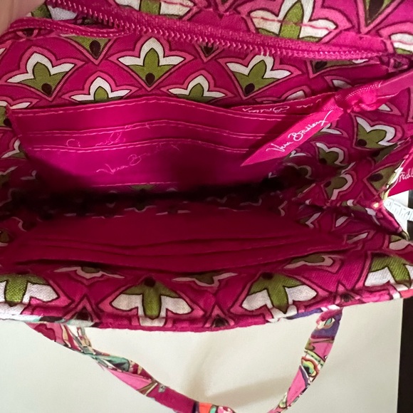 Vera Bradley women’s small crossbody purse floral paisley pre-owned like new - Picture 8 of 9